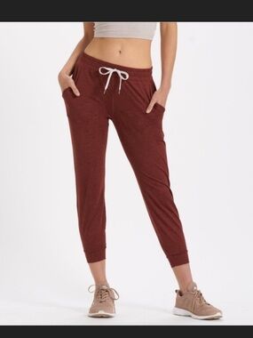 Vuori Womens Maroon Drawstring Joggers